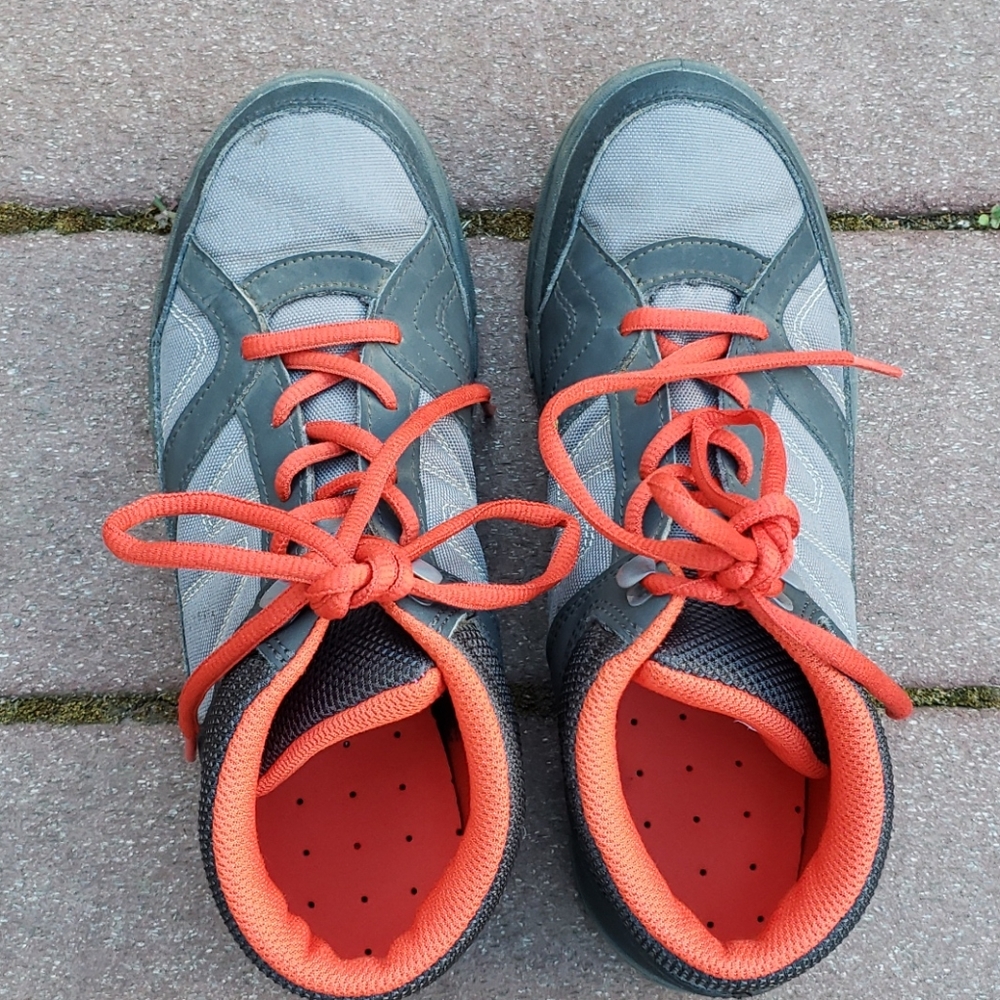 Decathlon Big Boy's Hiking Shoes size 6